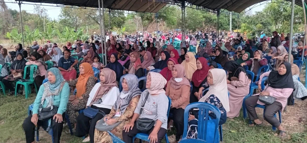 Antusias Warga Desa Singajaya dan Singaraja Dukung Untuk Kemenangan Paslon Bupati Indramayu NINA-TOBRONI